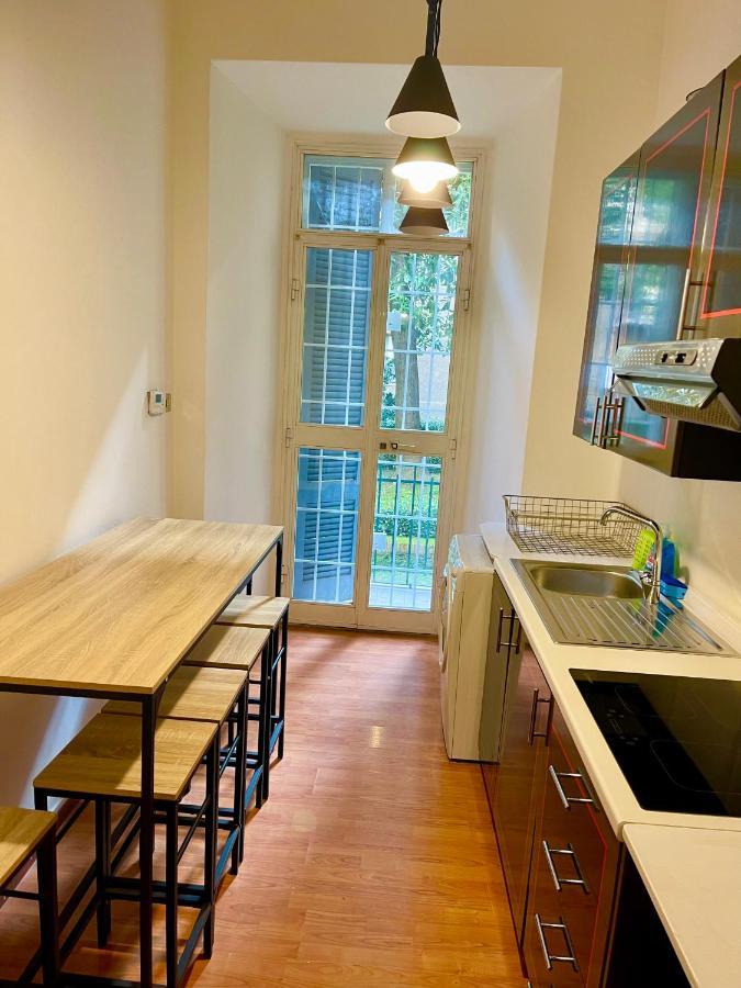 Parisa House Lejlighed Rom Eksteriør billede